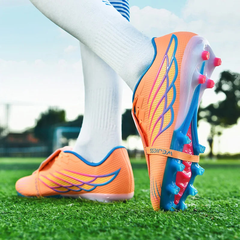 Youth Football Shoes with Long Spikes, Tongue-Less Laces, Ultra-High-End Natural Grass Special Football Shoes
