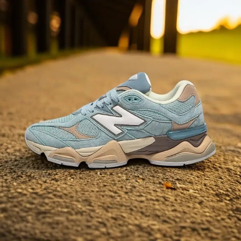 Fall coupleFunctional casual sports shoes, tough design, trend attitude