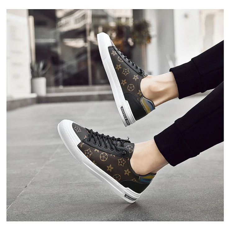 2025 Autumn Men's White Sneakers - Breathable Korean Street Style, Versatile Casual Shoes with Hong Kong Vibes