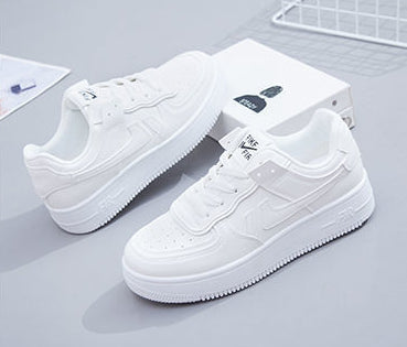 Spring and Autumn Fashion New Casual Comfortable Round Toe Thick-soled Breathable Sports Shoes with Random Letters on the Upper
