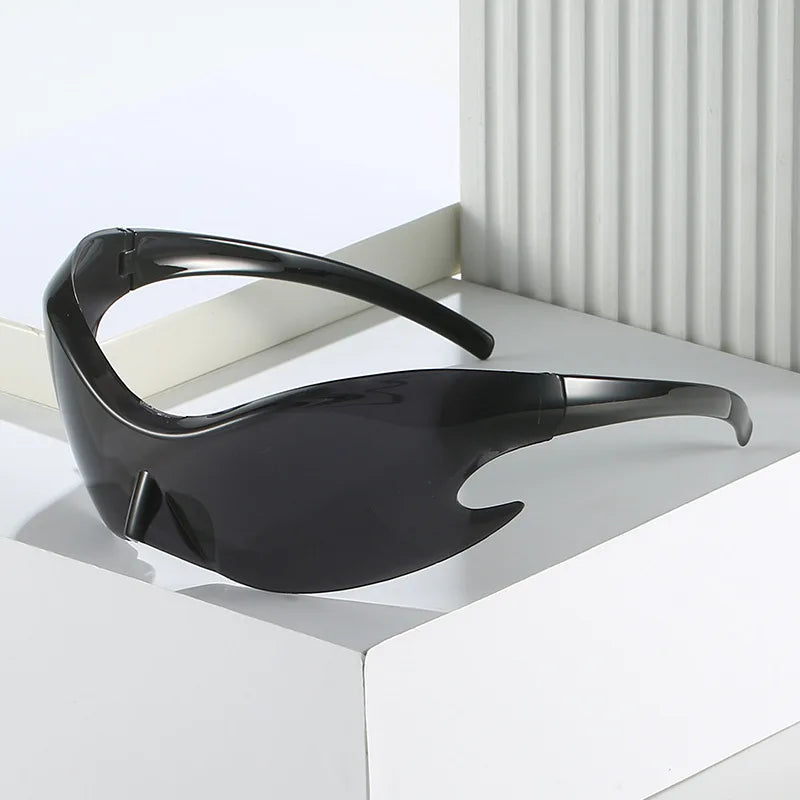 Classic Men's Vintage Sunclasses Women Joined Body Future Technology Sense Sun Glasses Men Outdoor Cycling Sports Eyewear UV400