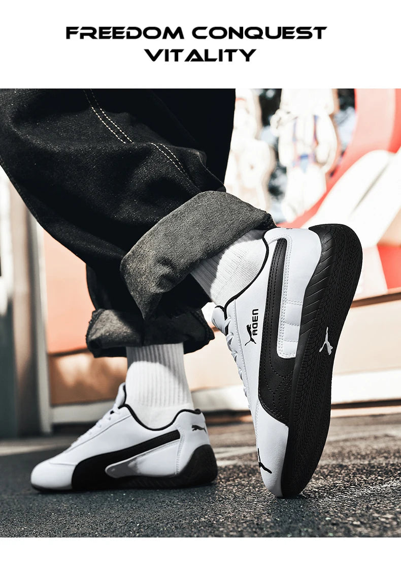 The genuine leather lightweight soft-soled Forrest Gump sneakers are fashionable and versatile low-top sports and casual shoes
