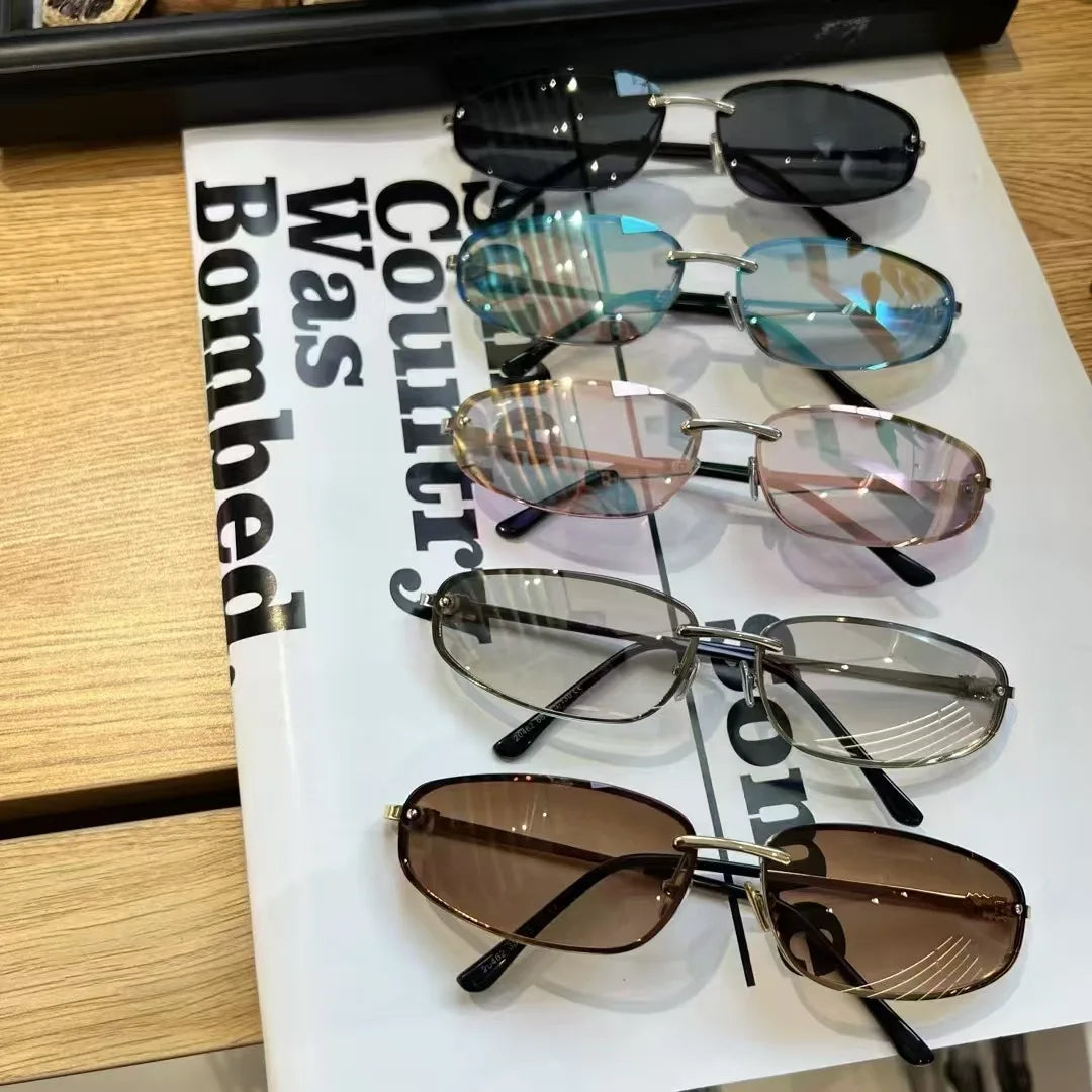Trendy Stylish Sun Glasses for Women Oval Shape Anti-reflective Sunglasses Women European American Men’s Sunglasses