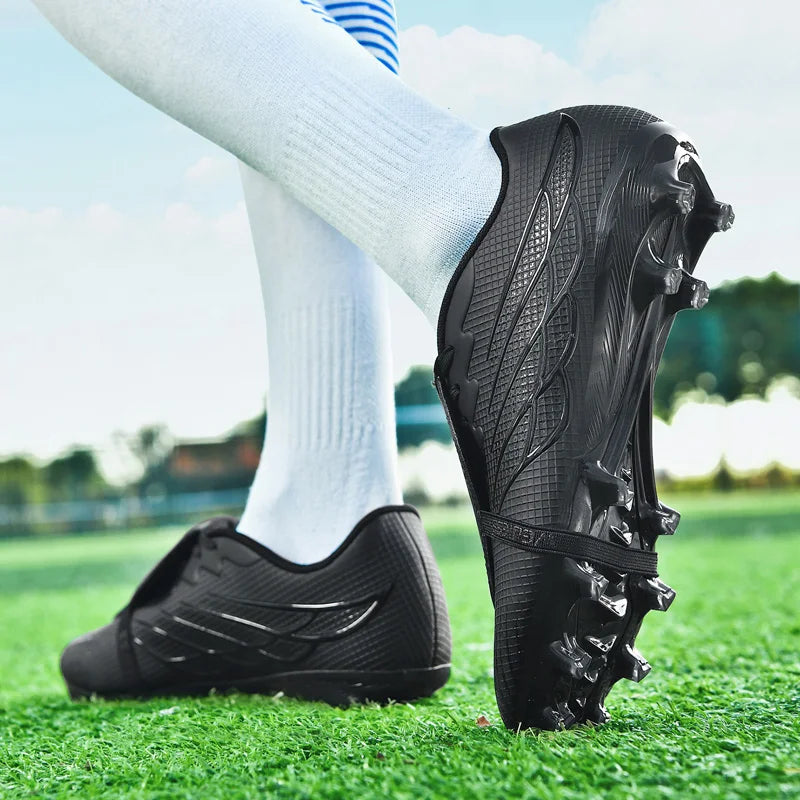 Youth Football Shoes with Long Spikes, Tongue-Less Laces, Ultra-High-End Natural Grass Special Football Shoes