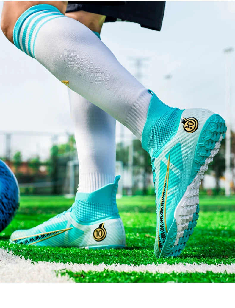 Men Soccer Shoes Kids Football Boots Women Professional Soccer Cleats Antiskid Chaussure Football TF/FG Outdoor Football Shoes