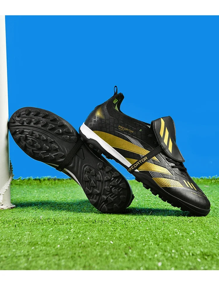New Men Football Field Boots Casual Comfortable Professional Outdoor Football Shoes Tenis Sport Wear Society Cleats Soccer Shoes
