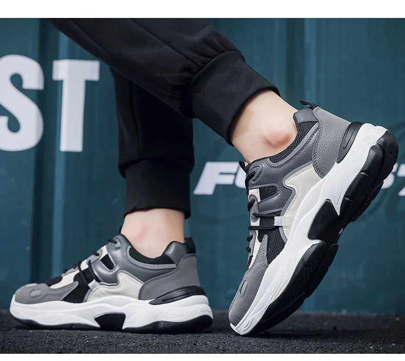 Men's fashion sports casual shoes breathable four seasons soft soled comfortable outdoor running shoes student lace up sneakers