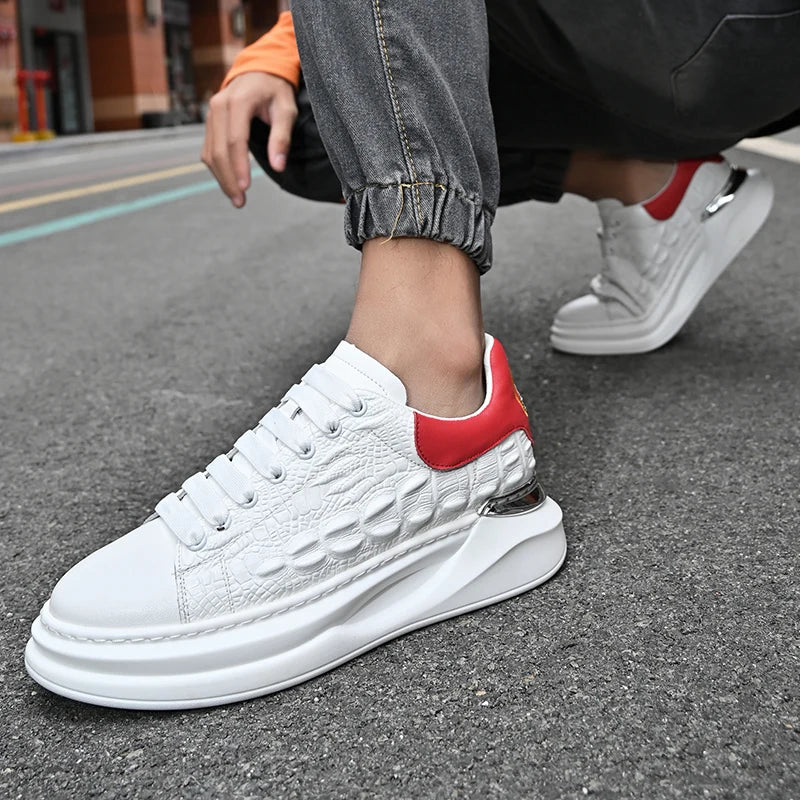 Men's Sneakers Genuine Leather Breathable Casual Shoes Light Anti Slip Walking Loafers Academy Style Board Shoes Tenis Masculino