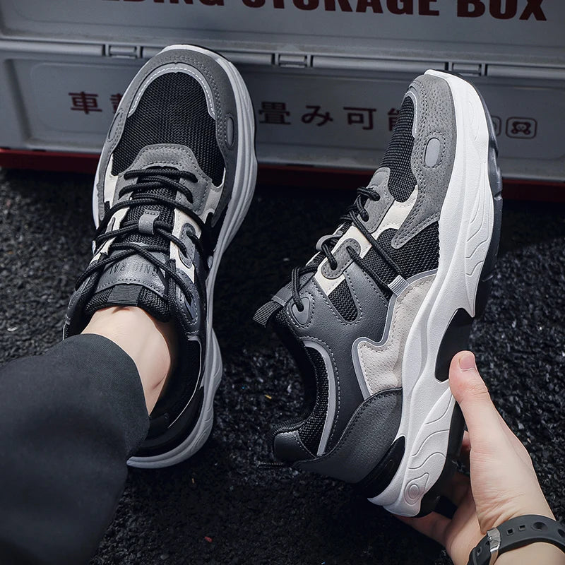 Men's fashion sports casual shoes breathable four seasons soft soled comfortable outdoor running shoes student lace up sneakers